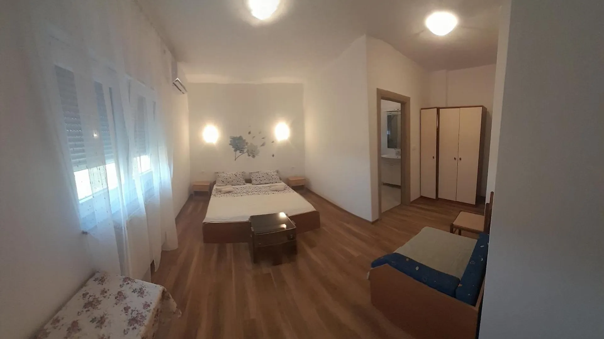 Holiday House Fazana Apartment 0*,  Croatia